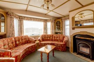 Spacious Caravan For Hire In Hunstanton At Manor Park Holiday Park Ref 23047B - 1