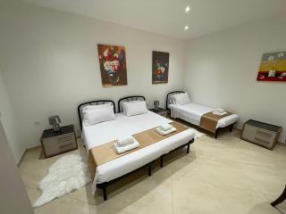 Alina Boutique Living - Victoria - 5
