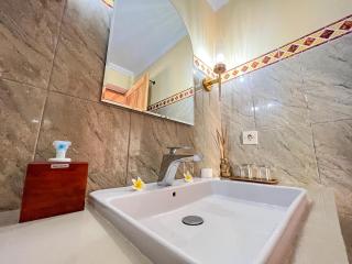 Skywatch cottage - Klungkung - 4