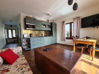 Green Park Resort A8 - Apartament Waloński - z dostępem do basenu, sauny, jacuzzi, siłowni - Widok z 3 stron budynku - Szklarska Poręba - 2