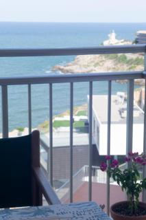 Comfortable and Elegant Seafront Apartment - 2