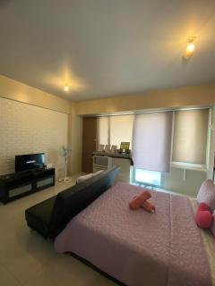 Modern Studio Unit at One Palm Tree Villas near NAIA & Resortsworld - Manila - 6
