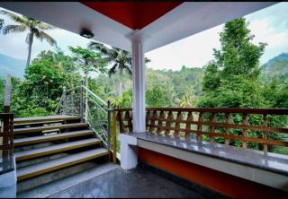 MUNNAR FALCUNS INN HOMESTAY - Munnar - 5