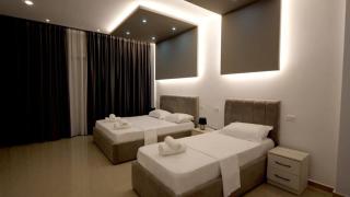 Perla e Dumrese, Bar-Restaurant-Hotel - 0