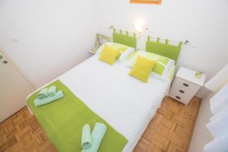 Beach Front Apartment Mirjana - Rogoznica - 6