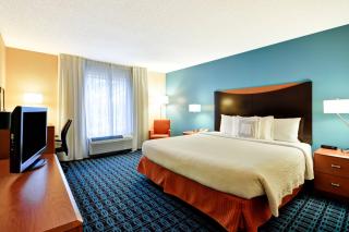 Fairfield Inn & Suites Dallas Medical/Market Center - 5