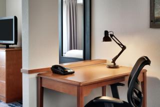 Fairfield Inn & Suites by Marriott Tallahassee Central - 2