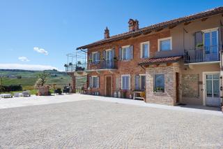 Agriturismo Cascina Sciulun - Monforte dʼAlba - 0