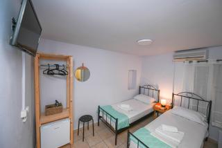 Hermes Rooms - Città di Tinos - 2