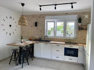 Sweet Home apartament NEW 2023 - Okrug Donji - 9