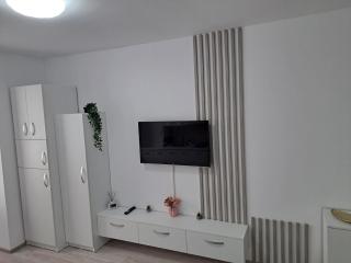 Amda Studio - Onești - 5