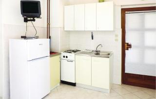 Cozy Apartment In Rabac With Kitchen - 7