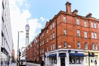 Modern one bedroom in Fitzrovia, Central London - 1