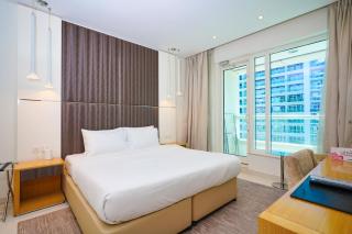Alashrafia Saray- Splendid 1BR apartment in Canal Views - Dubai - 2
