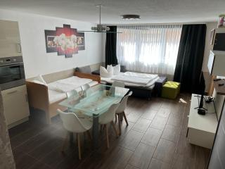 Apartment Stabel 8,1 km von Europa Park - Kippenheim - 0