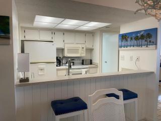 440 West Condo 1602N Sensational Gulf-view - 8