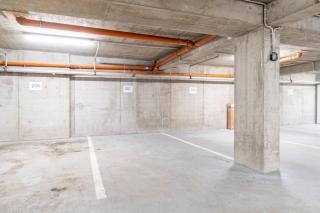 Brand new studio apartment #21 with free secure parking in the center - 1