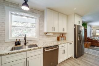 Pet-Friendly Boone Vacation Rental with Deck! - Boone - 1