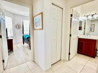 Island Key 305 - Amazing Waterfront Condo - Walk to the Beach - Clearwater Beach - 9