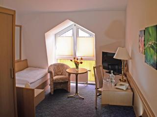 Hotel Fürstenberg - Eisenhüttenstadt - 4