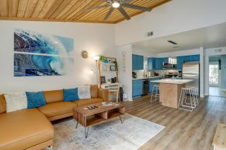 Breezy Cape Canaveral Townhome about 1 Mi to Beach! - Cape Canaveral - 6