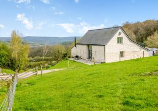 USK Barn - Llanbadoc - 0