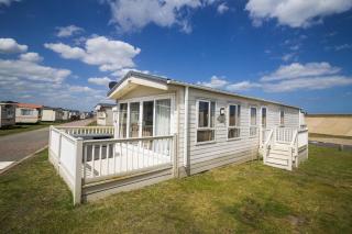 Beautiful 6 Berth Caravan By The Beach In Suffolk Ref 40076Nd - 9
