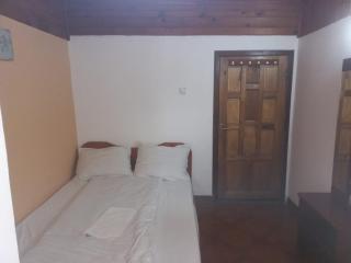Double room with private bathroom by OSTERIA CONSTANTINO - 9
