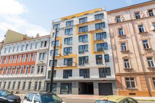Brand new studio apartment #51 with free secure parking in the center - Prague - 9