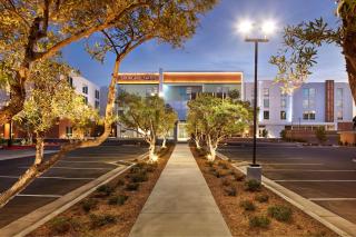 SpringHill Suites by Marriott Los Angeles Downey - 9
