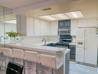 Welcome to stunning Canyon area of Laguna Beach - Laguna Beach - 1