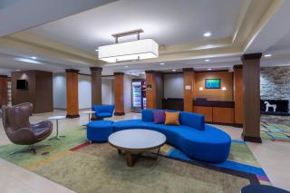 Fairfield Inn & Suites by Marriott Rogers - Rogers - 1