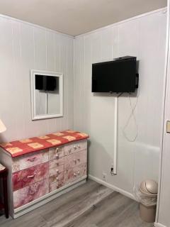 Shaligohomes @ 4425 E 6th Ave - Anchorage - 4