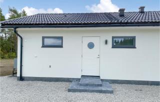 3 Bedroom Cozy Home In Gotlands Tofta - Tofta - 5
