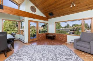Cedar Retreat; Downtown/trails/Westchester Lagoon - Anchorage - 2