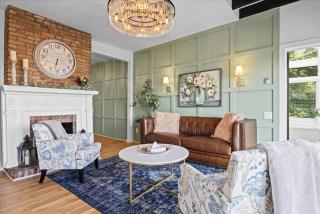 Stunning views from stylish 3-bedroom home - 1