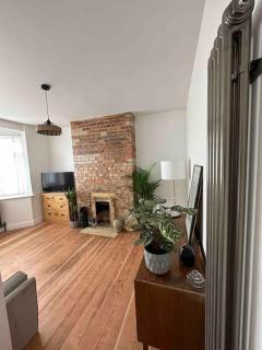 Stylish Unique 3 Bedroom House Hastings - Hastings - 2