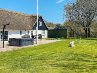 Idyllic Thatched Cottage Retreat-By Traum - Gedser - 6