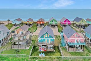 Large 5bd Hot Tub w Ocean View, Firepit & Gameroom - Port Bolivar - 5