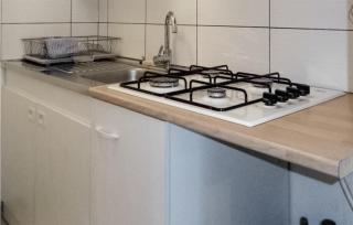 1 Bedroom Lovely Home In Rasteau - 9