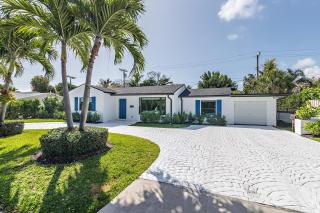 Surf Side Retreat - Hotel Home Stays - 7