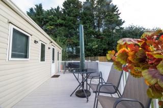 8 Berth Caravan At Orchards Haven In Clacton-On-Sea, Essex Ref 15007O - 8
