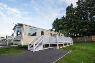 8 Berth Caravan At Orchards Haven In Clacton-On-Sea, Essex Ref 15007O - 7