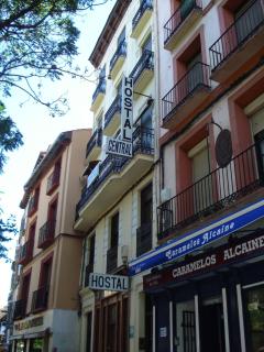 Hostel Central Zaragoza - Saragozza - 9
