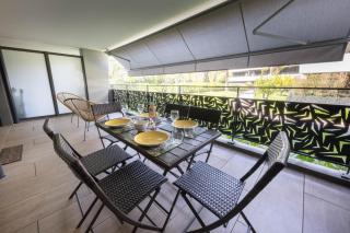 06AH - Superb waterfront T2 - swimming pool - 3