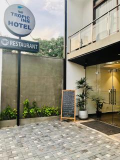 Tropic Inn - Mount Lavinia - Watumulla - 0