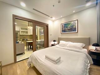 Vinhome central Park Classic At Landmark 81 - Ho Chi Minh - 1