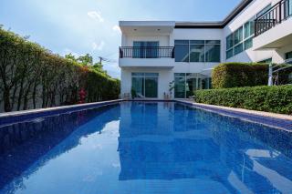 曼谷市中心500平轻奢极简独栋泳池别墅 - 6