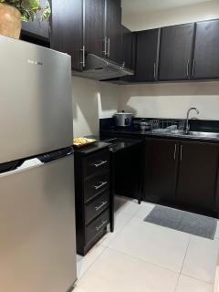 2-Bedroom Manhattan, Cubao Condo - Manila - 4