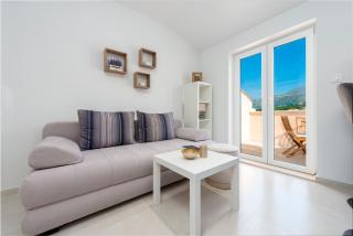 Peaceful 2-bedroom apartment Srebreno - 8